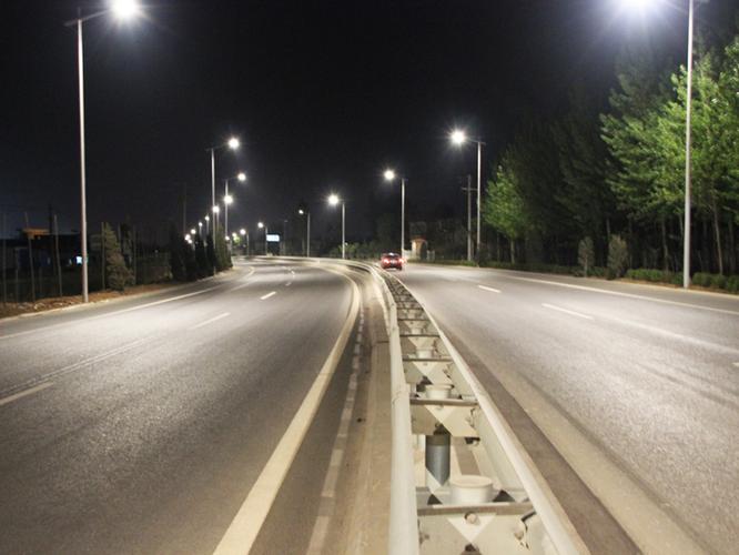 濟(jì)南章丘市章萊路照明工程案例_道路照明_案例展示_智慧照明_產(chǎn)品服務(wù)